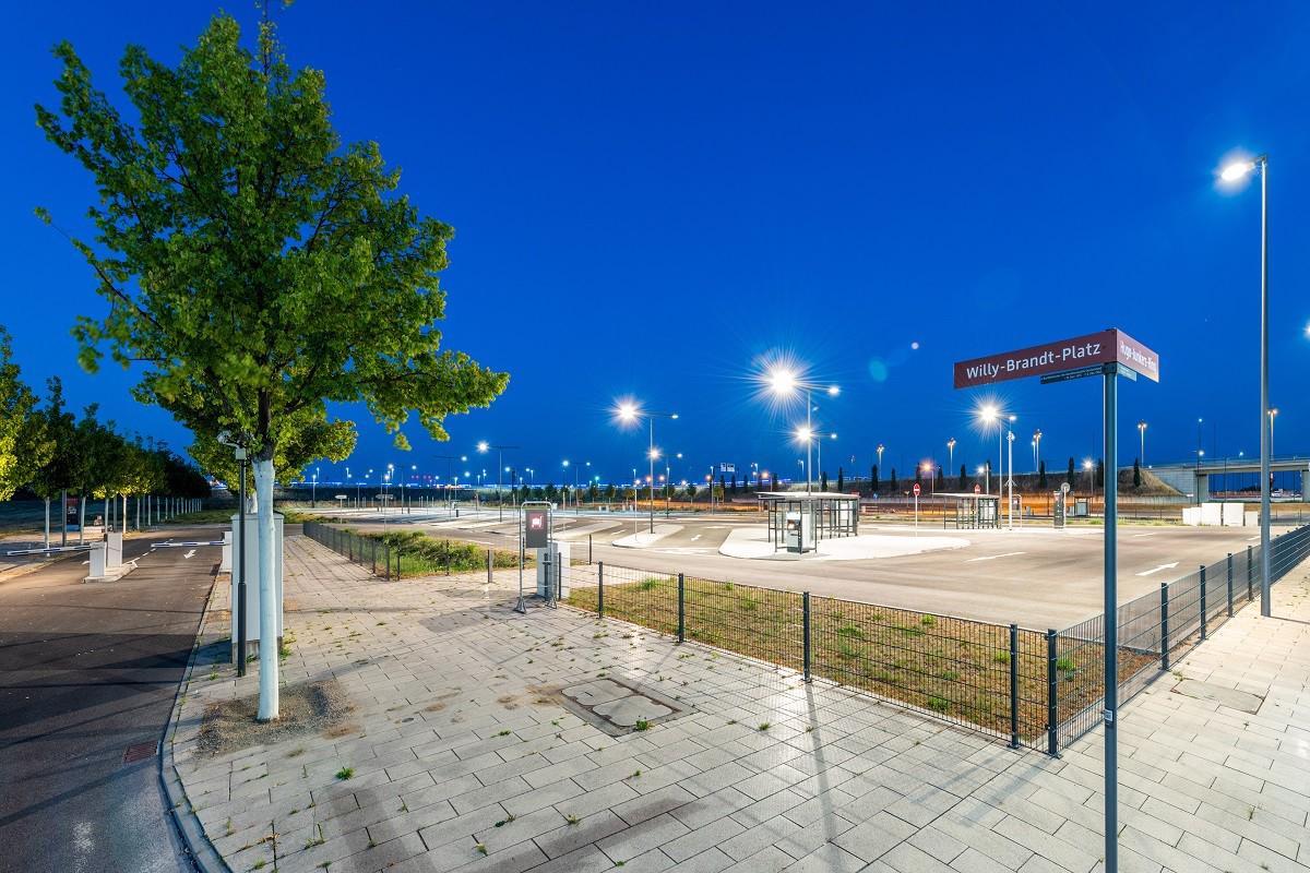 P4-BER-Parken.jpg Berlin Airport P4 BER-1