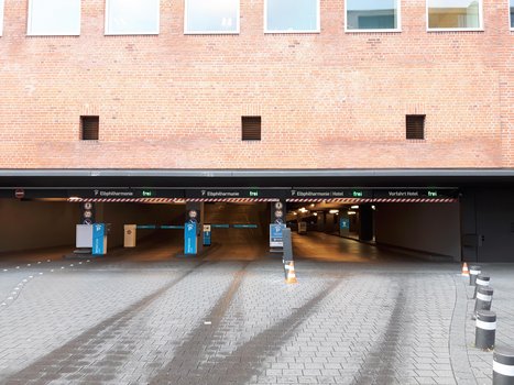 Hamburg Elbphilharmonie APCOA Einfahrten gesamt Elbphilharmonie Hotel-2