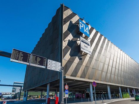 P14 Flughafen Stuttgart-1