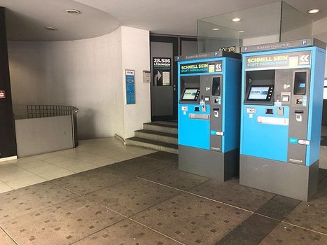 Stuttgart, Parkhaus Zeppelin Carree Kassenautomat Zeppelin-Carré-3