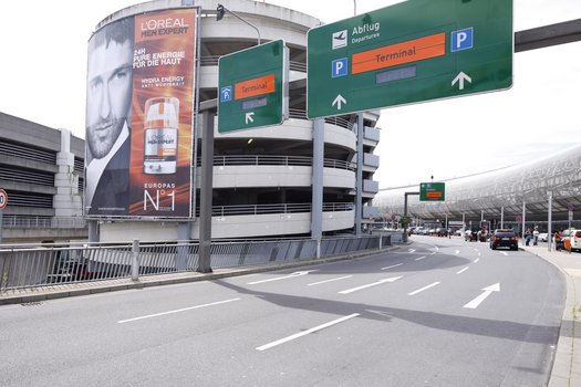 Düsseldorf Airport P2-3