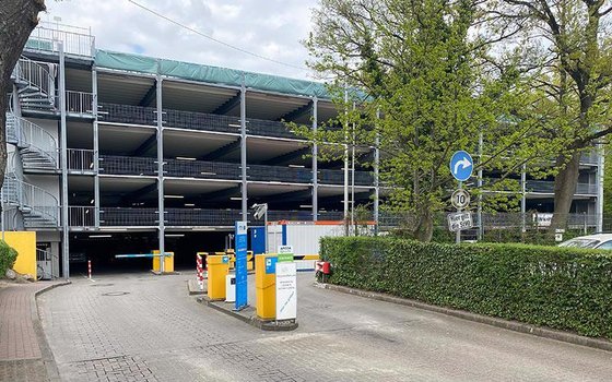 Parkhaus-Stadtzentrum-Schenefeld-APCOA_03.jpg Stadtzentrum Schenefeld Parkhaus-4