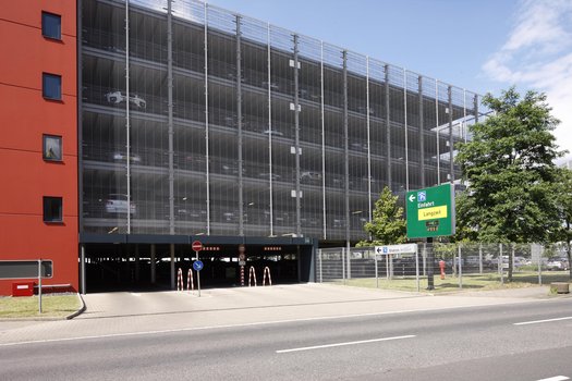 Düsseldorf Airport P5-1